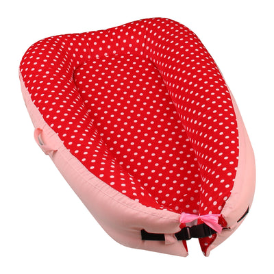 The Baby Portable Coax Bed is a must-have for new parents. Designed to mimic the comfort of the uterus, this bionic bed ensures a soothing environment for your newborn. Its portable and lightweight design makes it easy to move around, while the removable 