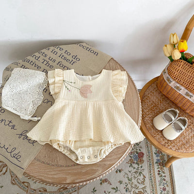 The Kids Summer Clothing Triangle Princess Dress is a lovely romper that combines elegance and comfort. Featuring embroidered details and a playful triangle design, it offers a chic Korean-inspired style. Perfect for warm weather, this dress ensures your 