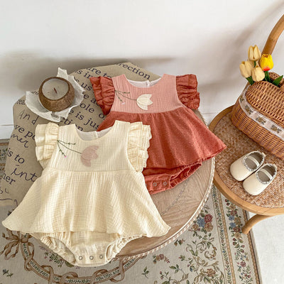 The Kids Summer Clothing Triangle Princess Dress is a charming and stylish outfit perfect for warm-weather days. Featuring delicate embroidery and a Korean-inspired design, this princess dress romper combines comfort and elegance. The playful triangle pat