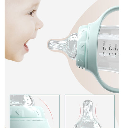 Baby learn to drink cup