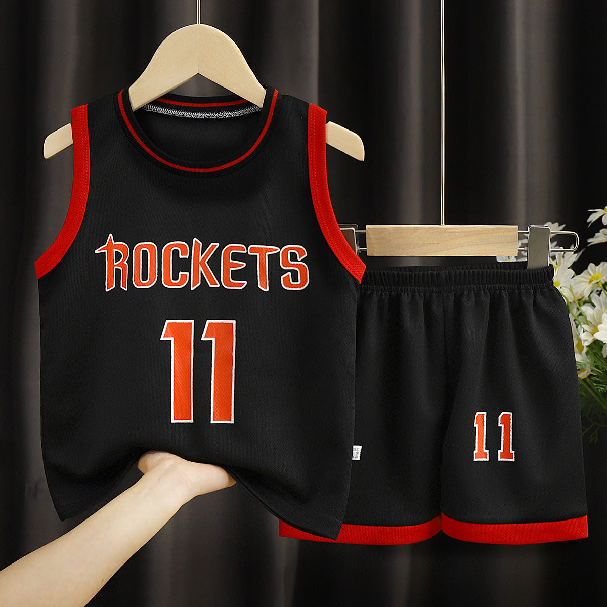Elevate your child’s style with this Sports Basketball Wear Boys' Suit. Designed for comfort and durability, it’s perfect for sports activities or everyday casual wear.