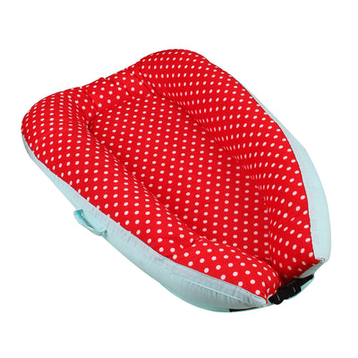 The Baby Portable Coax Bed is the ideal solution for your newborn’s comfort and safety. Its unique bionic uterus design mimics the womb’s environment, promoting a calming and peaceful sleep for your baby. This portable bed is lightweight and easy to carry